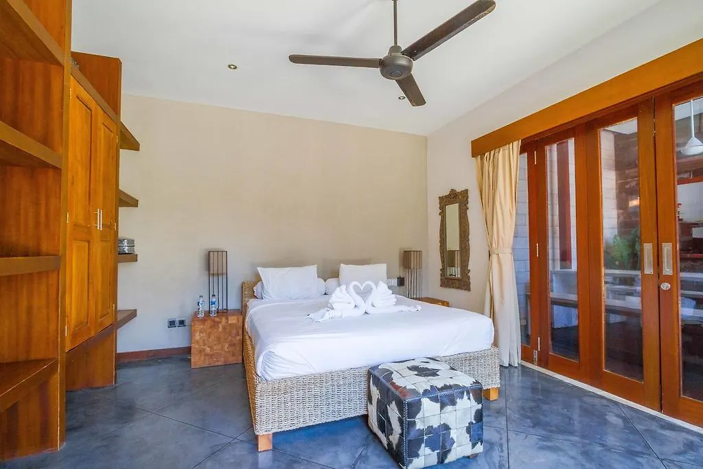 Villa Martine - Fantastic 5Br Villa - Perfect Location In Seminyak