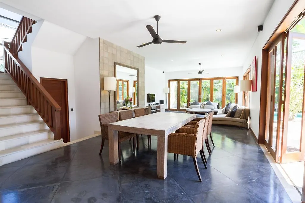 Villa Martine - Fantastic 5Br Villa - Perfect Location In Seminyak