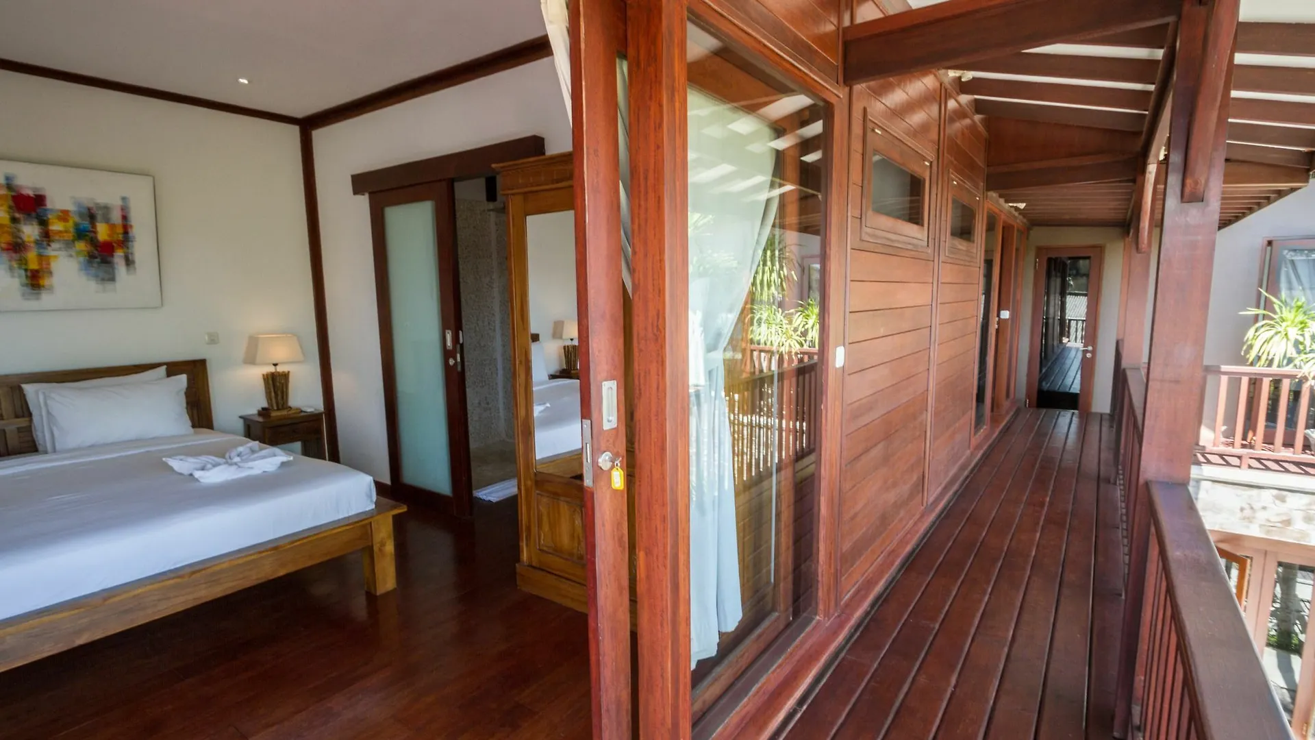 Villa Martine - Fantastic 5Br Villa - Perfect Location In Seminyak