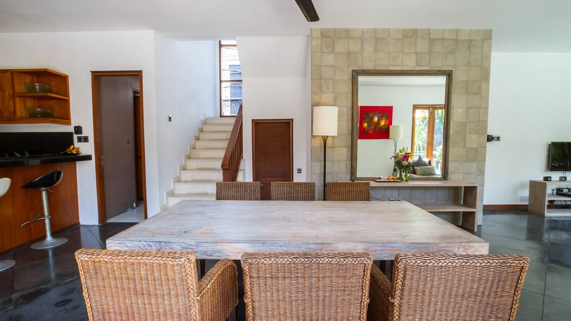 Villa Martine - Fantastic 5Br Villa - Perfect Location In Seminyak