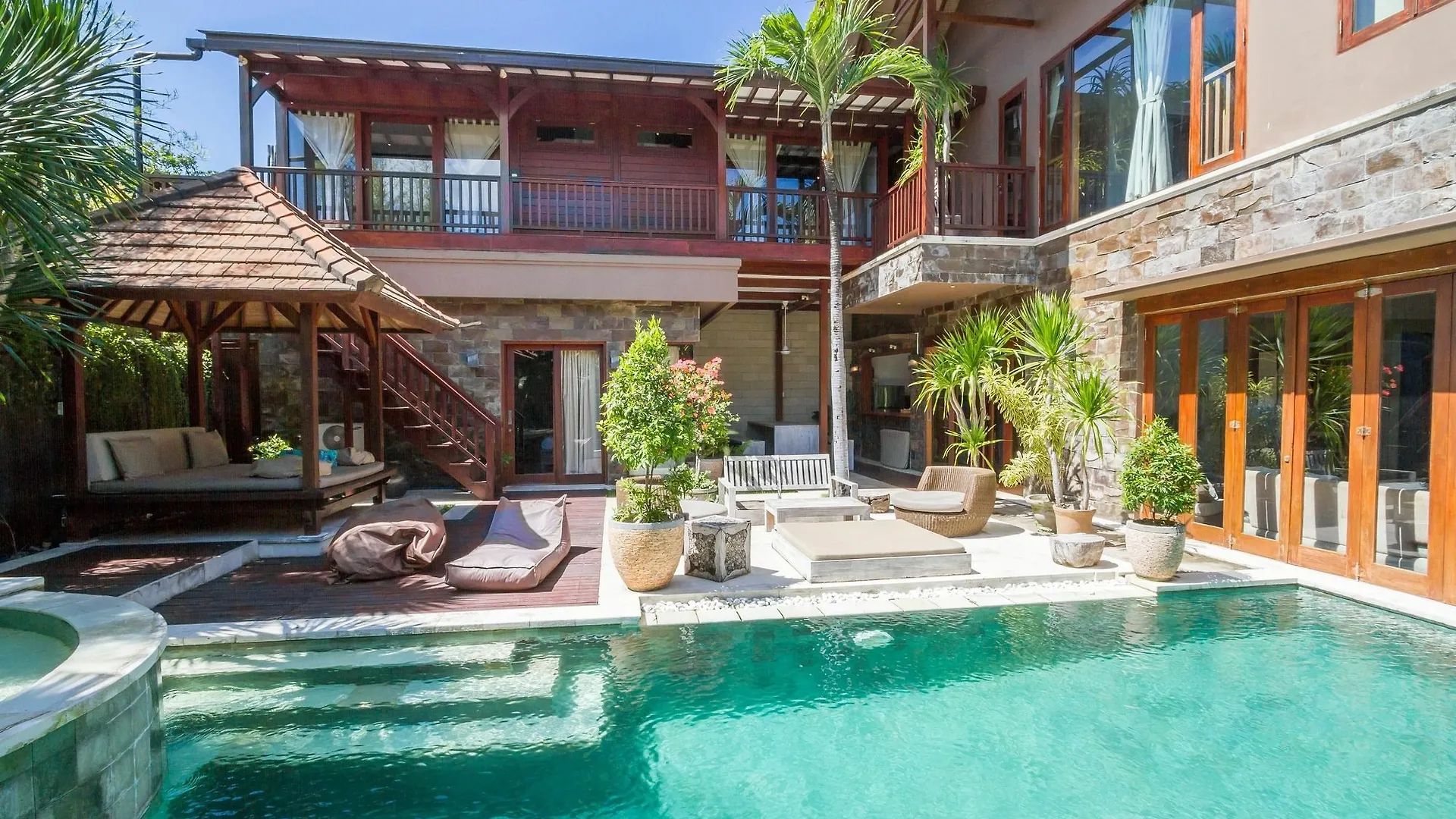 Villa Martine - Fantastic 5Br Villa - Perfect Location In Seminyak 0*, Σεμινιάκ Ινδονησία